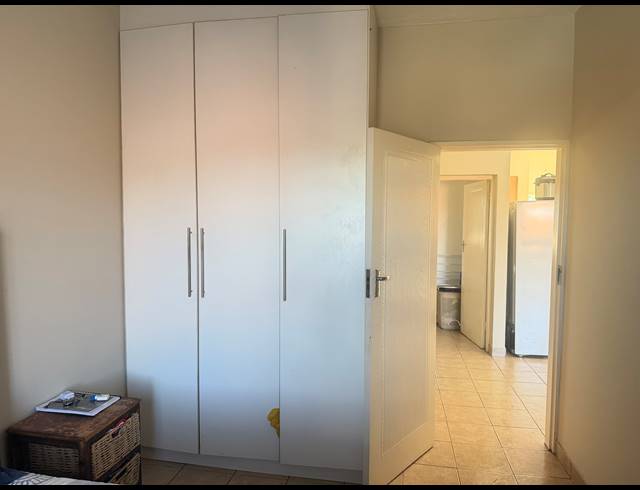 2 BEDROOM APARTMENT FOR SALE IN MOUNTAIN VIEW